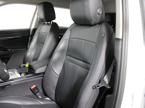 Used 2023 Land Rover Range Rover Evoque S image 10