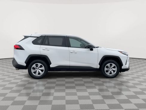 Used 2023 Toyota RAV4 LE image 9