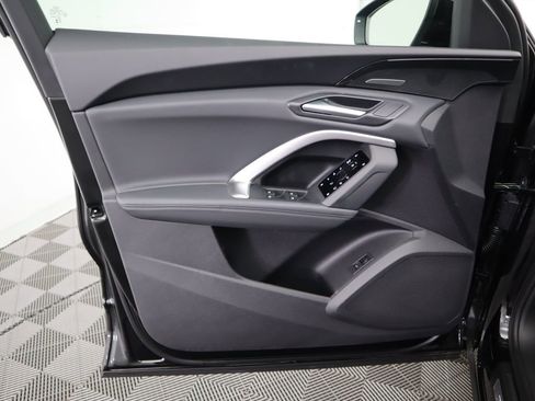 Certified 2025 Audi Q5 Premium Plus w/ Premium Plus image 27