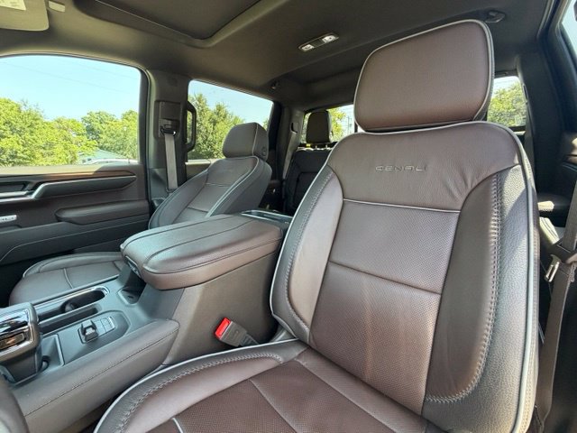 Used 2026 GMC Sierra 1500 Denali w/ Denali Reserve Package AWD/4WD image 28