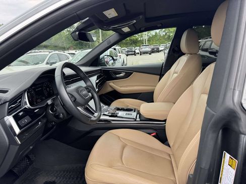 Used 2023 Audi Q8 Premium Plus w/ Premium Plus Package AWD/4WD image 18
