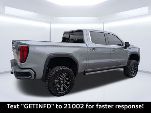 Used 2024 GMC Sierra 1500 Denali w/ Denali Reserve Package AWD/4WD image 3