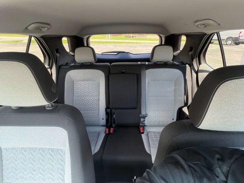 Used 2024 Chevrolet Equinox LT FWD image 21
