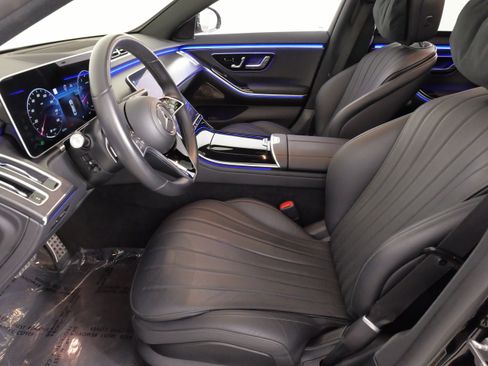Used 2022 Mercedes-Benz S 500 4MATIC w/ AMG Line Package image 29