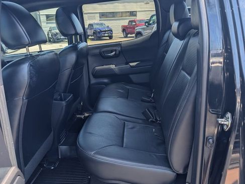 Used 2019 Toyota Tacoma TRD Pro AWD/4WD image 15