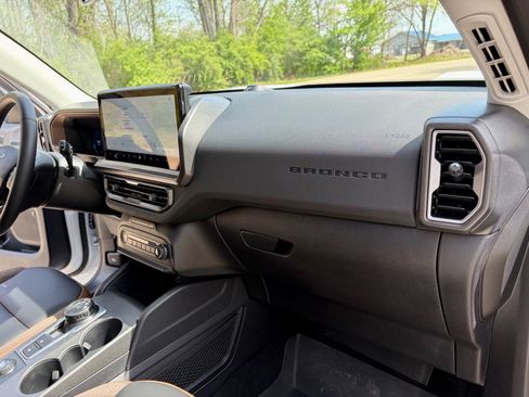 Used 2025 Ford Bronco Sport Outer Banks w/ Outer Banks Tech Package+ AWD/4WD image 21