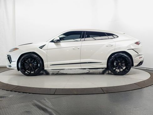Used 2023 Lamborghini Urus S AWD/4WD image 4