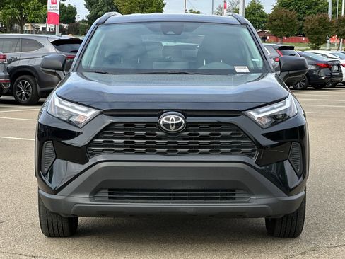 Certified 2025 Toyota RAV4 LE AWD/4WD image 10