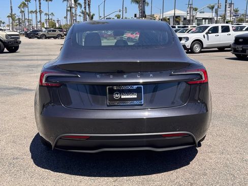 Used 2024 Tesla Model 3 Standard Range RWD image 11
