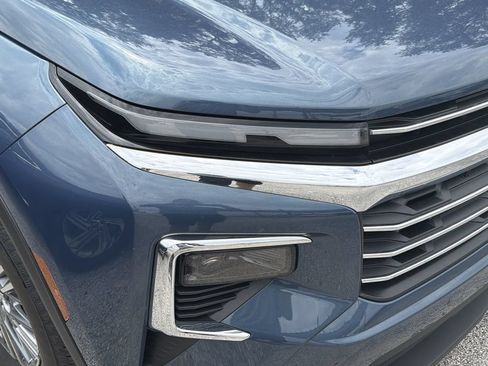 Used 2026 Chevrolet Traverse LT FWD image 7