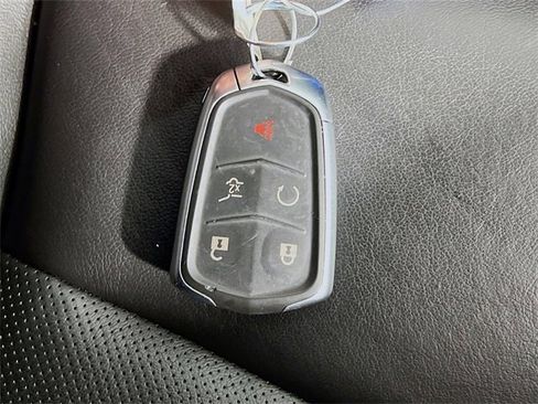 Used 2024 Cadillac XT6 Premium Luxury image 32