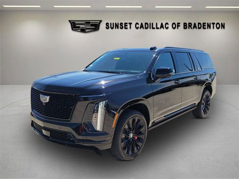 New 2026 Cadillac Escalade ESV Platinum Sport w/ LPO, ONYX Package image 9