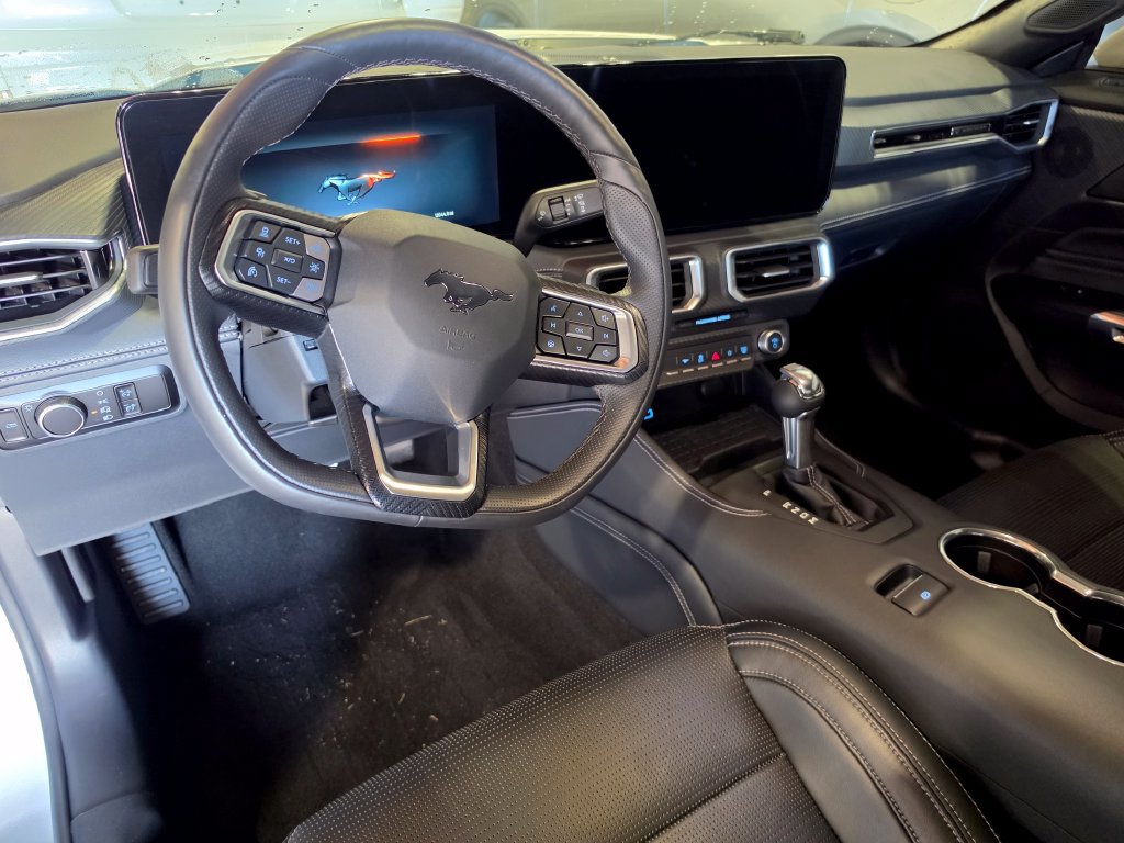 Used 2024 Ford Mustang GT Premium RWD image 4