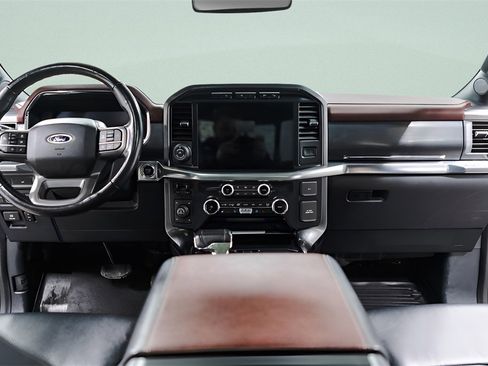 Used 2022 Ford F150 Lariat w/ Equipment Group 502A High image 9