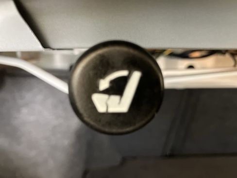 Used 2025 Nissan Altima 2.5 SV image 26