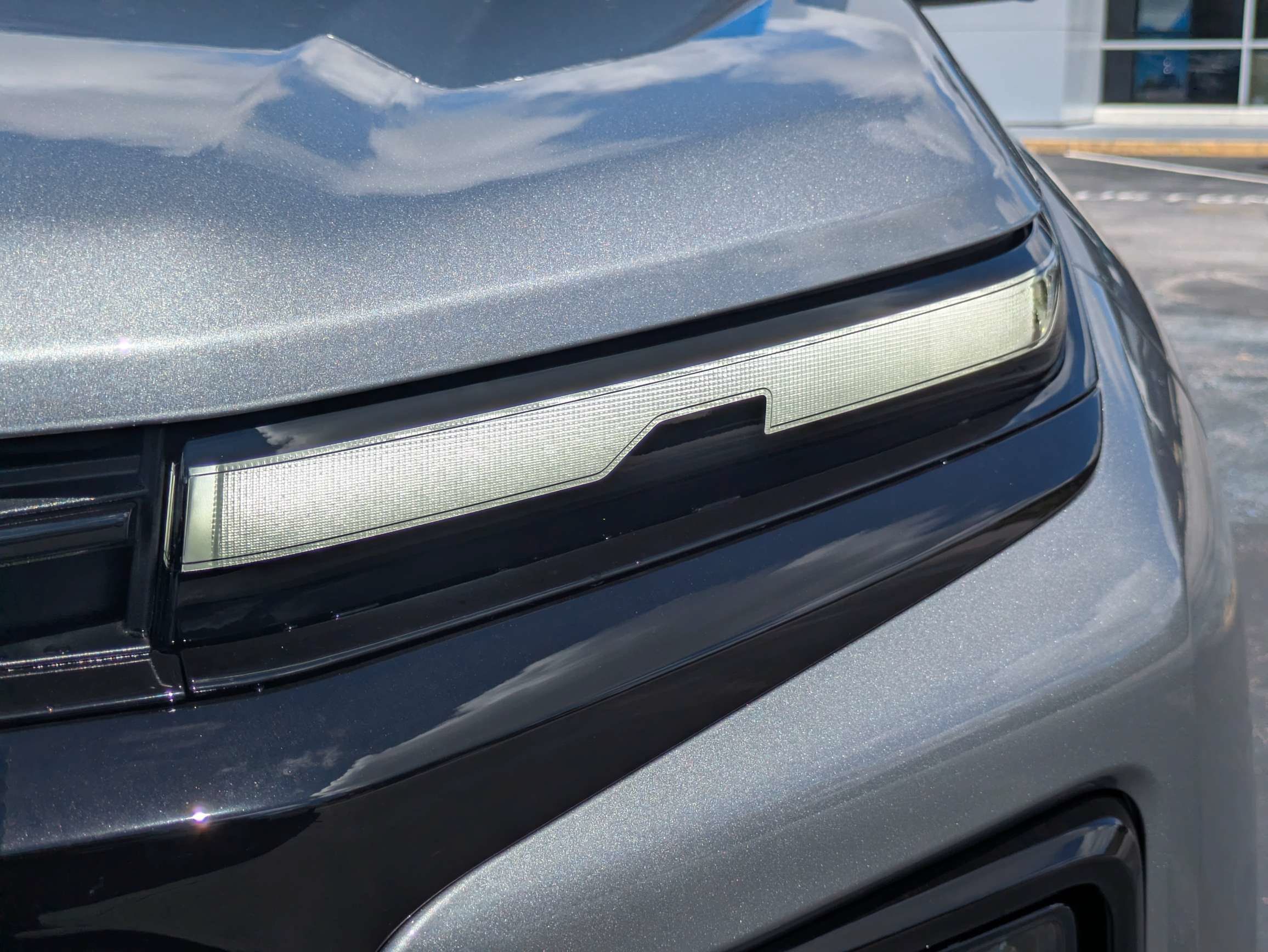 New 2027 Chevrolet Traverse LT w/ Midnight/Sport Edition FWD image 31