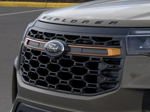 Used 2026 Ford Explorer Tremor w/ Tremor Ultimate Package AWD/4WD image 22