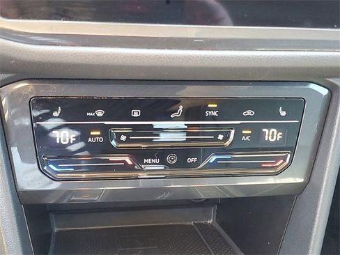 Used 2024 Volkswagen Tiguan Wolfsburg Edition image 23