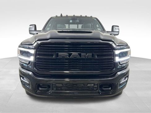Used 2024 RAM 2500 Laramie w/ Night Edition image 9