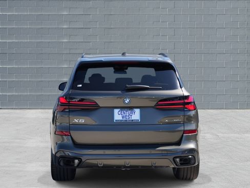 New 2026 BMW X5 xDrive50e w/ M Sport Package image 3