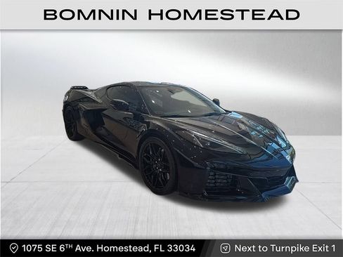 Certified 2025 Chevrolet Corvette Z06 image 1