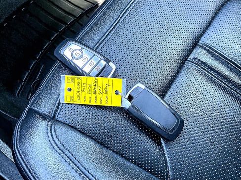 Used 2019 Ford Expedition Limited w/ Equipment Group 301A RWD image 15