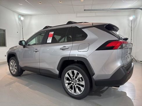 New 2025 Toyota RAV4 XLE Premium image 5