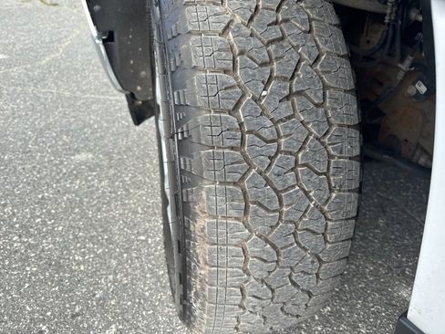 Used 2023 Chevrolet Silverado 1500 LTZ image 34