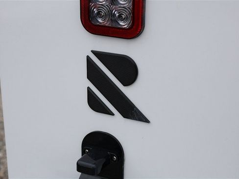 New 2025 Chevrolet Express 3500 w/ Power Convenience Package image 22