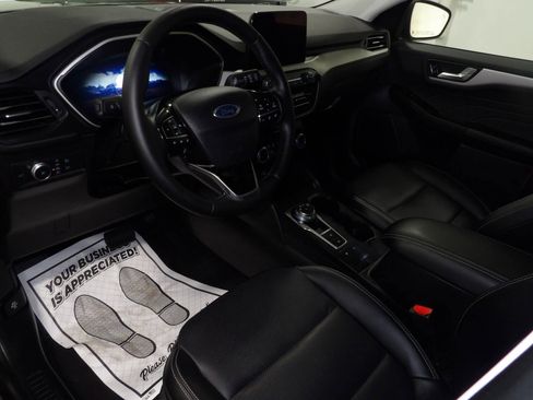 Used 2021 Ford Escape SEL w/ Technology Package image 8