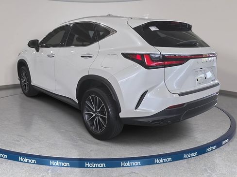 Used 2024 Lexus NX 250 FWD w/ Towing Package (2000 Lbs) image 7