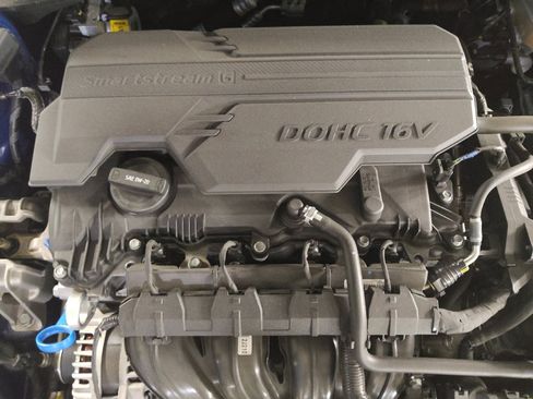 Used 2025 Hyundai Elantra Sport FWD image 30