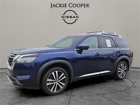 Certified 2024 Nissan Pathfinder Platinum w/ Cargo Package image 1