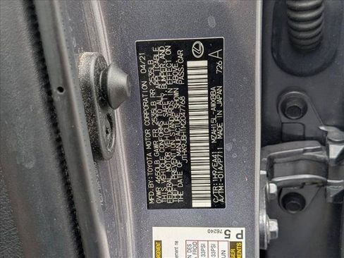 Used 2021 Lexus UX 250h w/ Accessory Package (Z2) AWD/4WD image 15