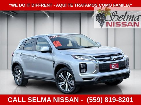 Used 2025 Mitsubishi Outlander Sport LE AWD/4WD image 1