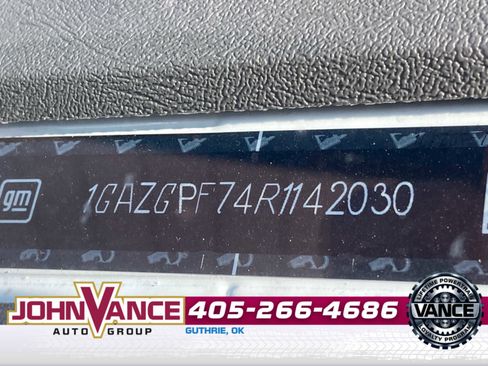 Used 2024 Chevrolet Express 3500 LT w/ LT Preferred Equipment Group image 11