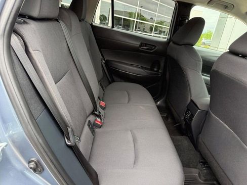 Used 2023 Toyota Corolla Cross LE AWD/4WD image 12