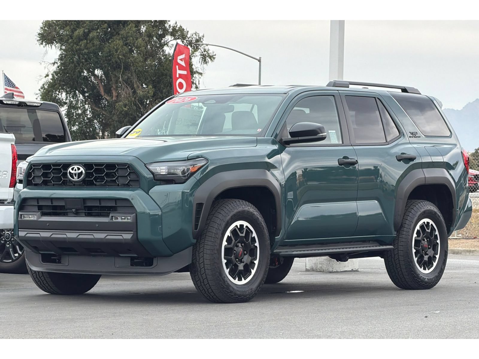 Used 2026 Toyota 4Runner 4WD image 8