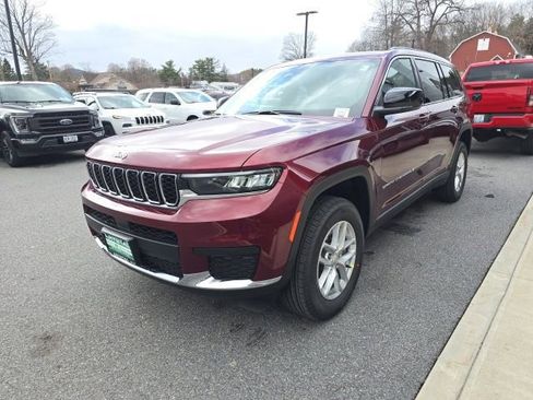 New 2026 Jeep Grand Cherokee L Laredo image 3