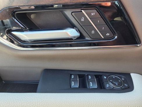 New 2026 GMC Yukon Denali w/ Sun & Power Step Package AWD/4WD image 20