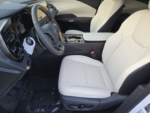New 2026 Lexus RX 350 FWD image 6