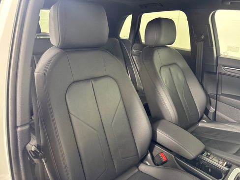 Used 2021 Audi Q3 2.0T Premium image 29