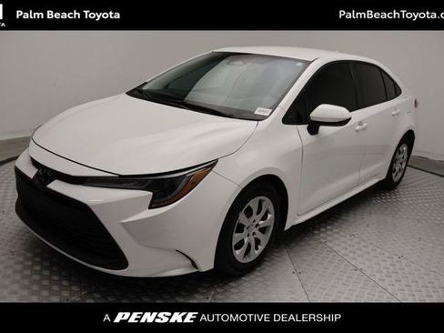 Certified 2025 Toyota Corolla LE w/ Convenience Package FWD image 1
