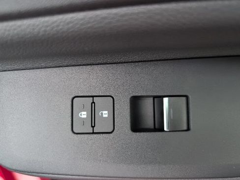 New 2026 Toyota Prius Plug-In Hybrid FWD image 29