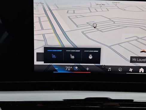 Certified 2026 BMW 530i xDrive w/ Premium Package image 21