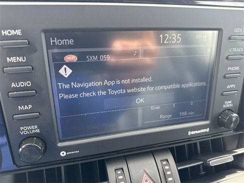 Used 2022 Toyota RAV4 XLE Premium image 18