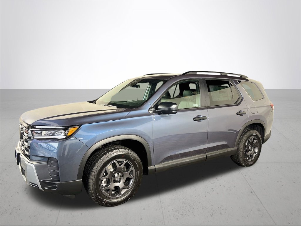 New 2026 Honda Pilot TrailSport image 2