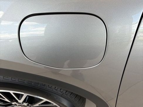 New 2024 Ford Escape SE w/ PHEV Premium Package image 8