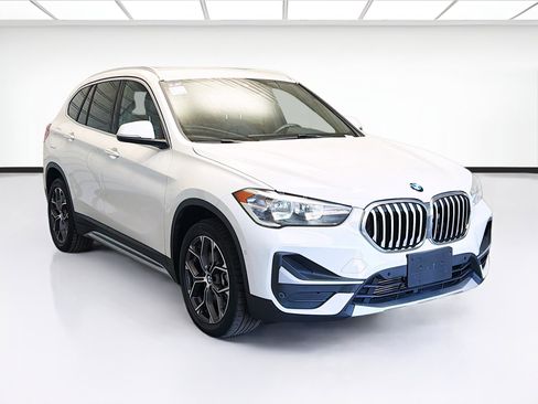 Used 2021 BMW X1 sDrive28i image 3