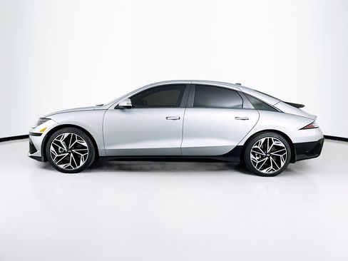 Used 2024 Hyundai Ioniq 6 SEL RWD image 4